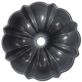 Nordic Ware Commercial Original Bundt Pan with Premium Non-Stick Coating, 12-Cup