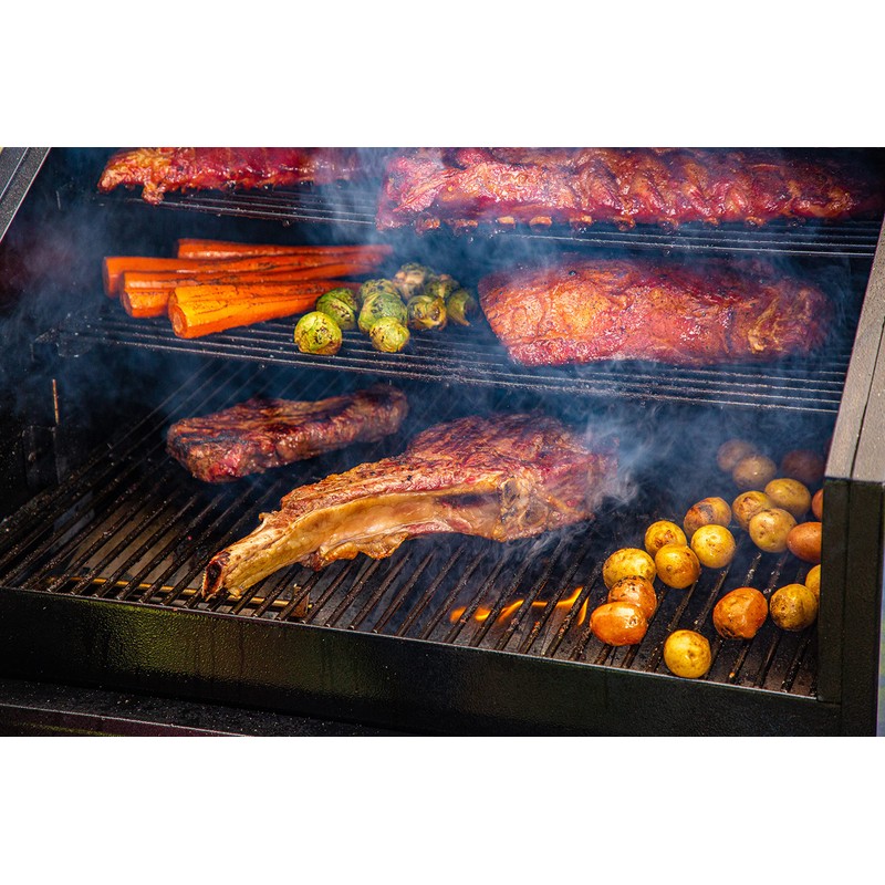 Pit Boss (40 pound Mesquite Blend) All Natural Hardwood BBQ