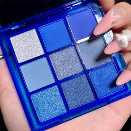 Yeweian Blue Eyeshadow Palette, 9 Colors Glitter Matte Eyeshadow Makeup Palette,Silver Grey Light Blue Eyeshadow Palette, Highly Pigmented Waterproof Eyeshadow Pallete for Blue Eyes