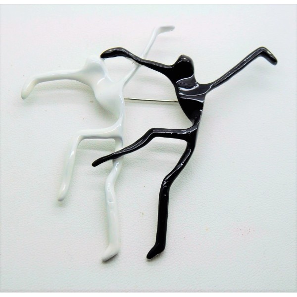 Unbranded P001 UNIQUE STYLE PIN BROOCH FASHION CLOTHES ACCESSORY PEOPLE