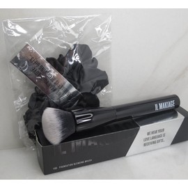 FOUNDATION BLENDING BRUSH BY IL MAKIAG ❣️100❣️ ULTRA SOFT SHAPED BRUSH + BONUS
