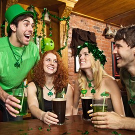 48Pcs St. Patrick's Day Drinking Straws with Decorative Cards Lucky Shamrock Hat Beverage Cocktail for Irish Holiday Party Supplies