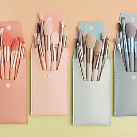 Unique Cell LHA_IT Portable Makeup Brush