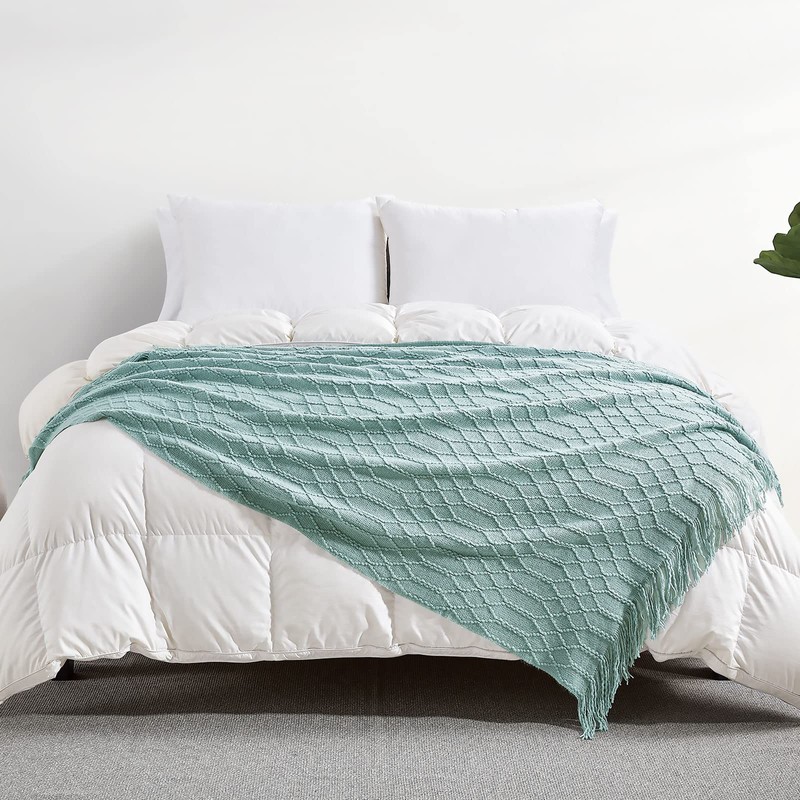 KASYLAN 100% Acrylic Knitted Throw Blanket Textured Solid Soft Decorative