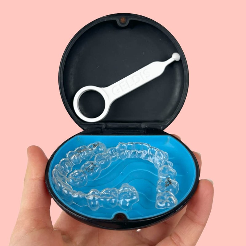 GELDIS Aligner Remover - Denture Puller - Antibacterial Remover for