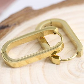 AFCJLTO 2 Gold Hoop Earrings for Women Made of Lightweight Stainless Steel Twisted Rectangular Shape, Hypoallergenic, Perfect Gift Idea for Women, Minimalist and Fashion Jewellery, Metal