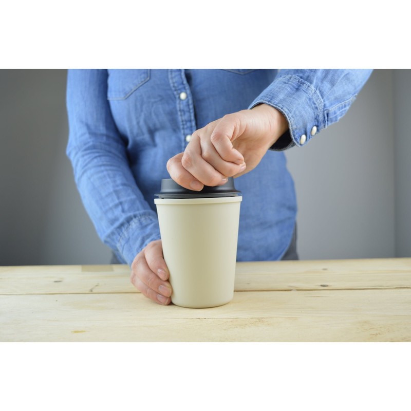 Rivers Plastic Wall Mug, Sleek, Beige