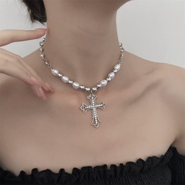 Punk Crystal Cross Pearl Necklace for Women Chunky Pearl Beaded Choker Gothic Rhinestone Cross Pendant Necklace Faith Protection Jewelry (Silver1)