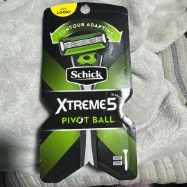 Schick Xtreme5 Pivot Ball Razor Kit M60