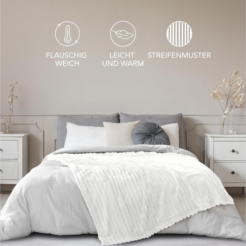 Dreamzie Cuddly Fluffy Fleece Blanket 130 x 150 cm, Flannel