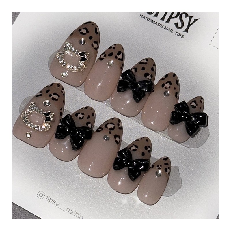 Leo Black Handmade Nail Tips - Middle Coffin / 레오
