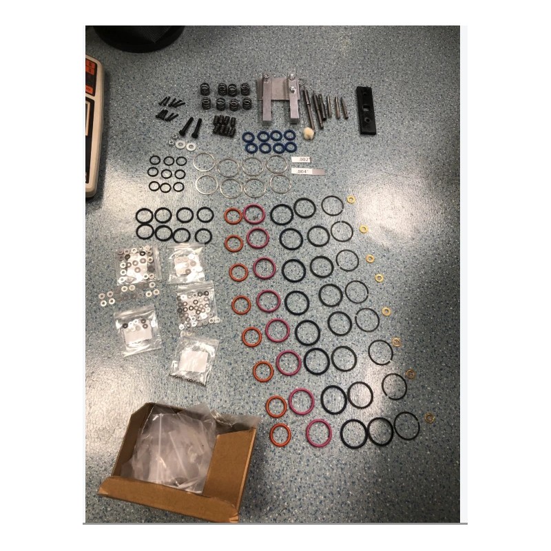 Gearzaar For 7.3L PowerStroke Injector Rebuild Kit w/vice clamp &