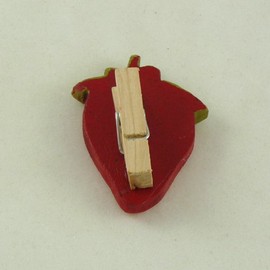 Gisela Graham Painted Wood Strawberry Memo Clips Pack of 6