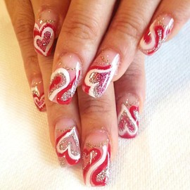 Valentines Day Press on Nails Medium Square Fake Nails with Red Silver Glitter Love Heart Design French Tip False Nails Valentine Love Heart Glue on Nails Artificial Stick on Nails for Women Girls
