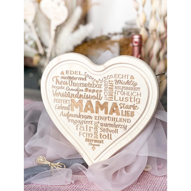 Spruchreif Breakfast Board in Heart Shape, Bread Board with Engraving,