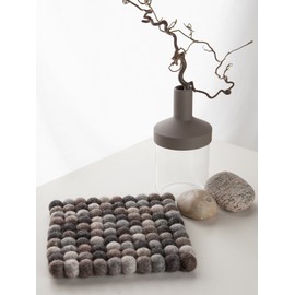 myfelt Néla Felt Ball Square Trivet, Virgin wool, nature, 20 x 20 cm