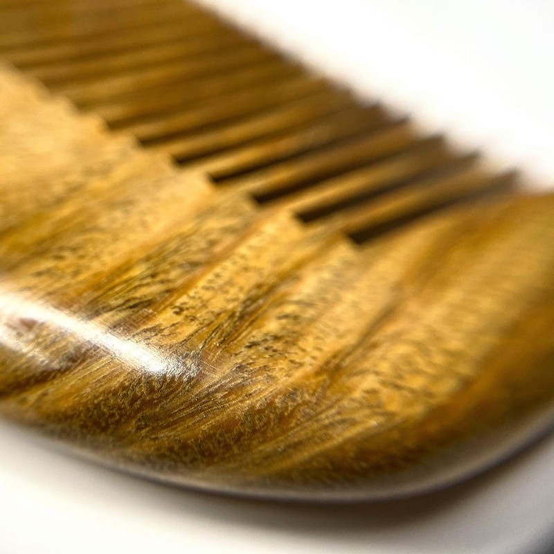 ZilberHaar - Beard Comb - 100% Scented Sandalwood - Essential