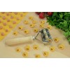 Art.18 Tagliapasta Dentato 8 Quadri al Giro, Acciaio Inossidabile, Marrone