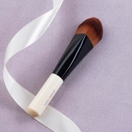 ENZO KEN Kabuki Triangle Foundation Brush, Angled Concealer Brush Under Eye, Kabuki Foundation Brush, Liquid Foundation Brush for Liquid Makeup, Cream Contour Brush for Cream Makeup.(K8003E)
