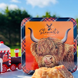 Stewart's Signature - Caitlyn the Highland Cow Fudge Tin, 100g