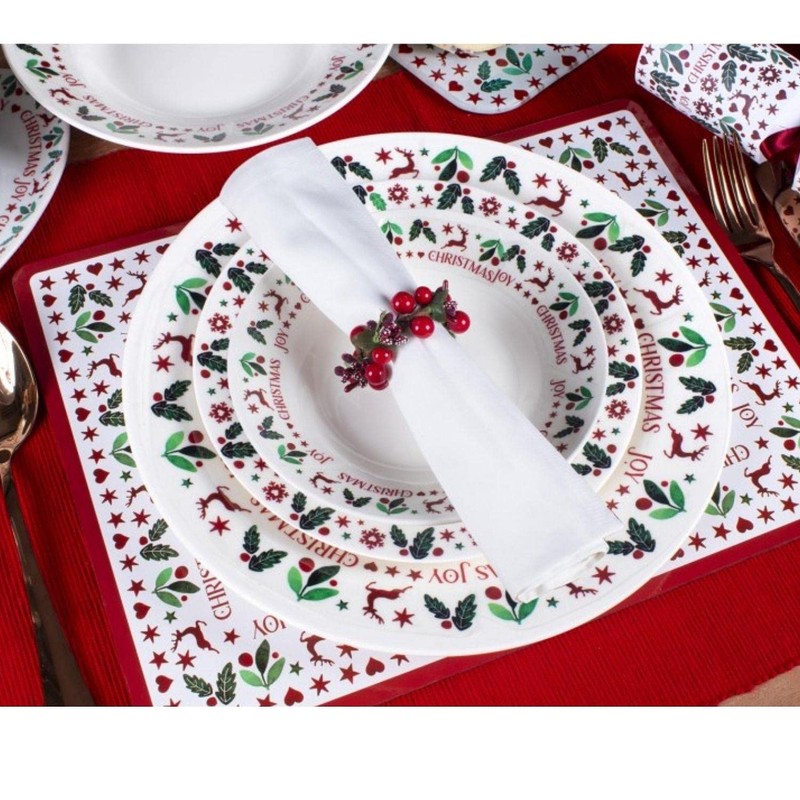 Harvey & Mason 4 Red Berry Napkin Rings Christmas Festive