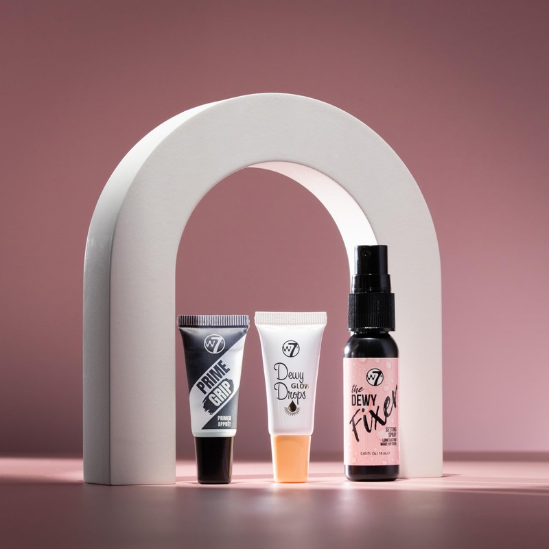 W7 Mini Glow Heroes Gift Set - Travel Size Makeup