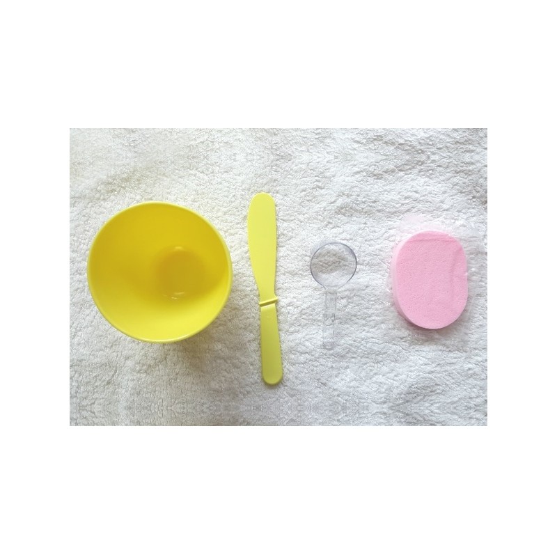 Pack tool: rubber pack ball + spatula + measuring spoon