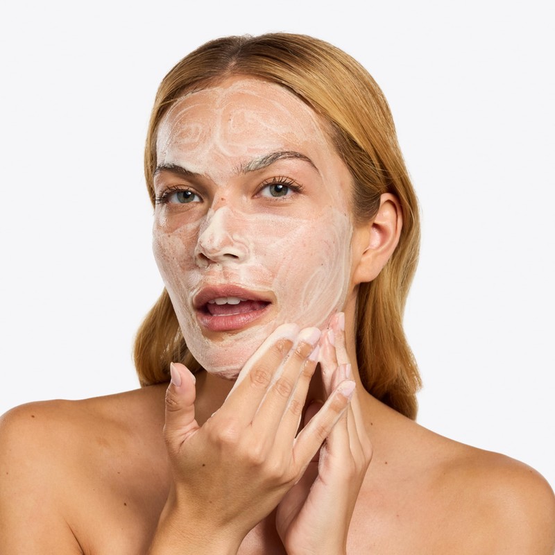 AMELIORATE Clarifying Facial Cleanser 200ml for Blemish-Prone Skin | Face