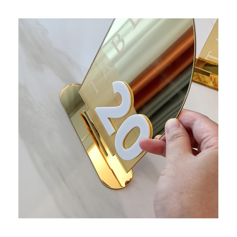 Números de mesa acrílico con espejo semiarqueado dorado para bodas