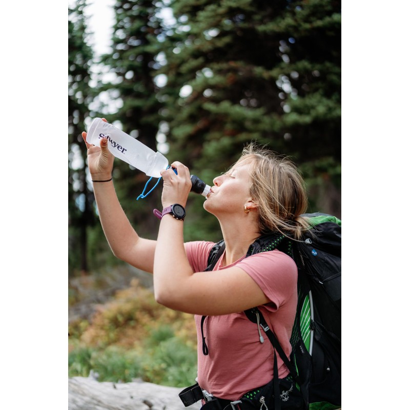 Sawyer Products Squeeze Water Filtration System, Cnoc Premium 1 Liter