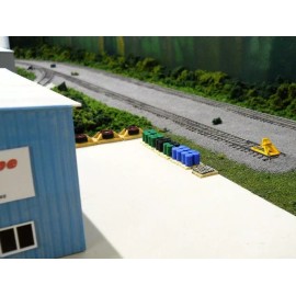 Unbranded HO Scale Model Railroad Scenery 10 Drums Barrels 55 Gallon Yellow