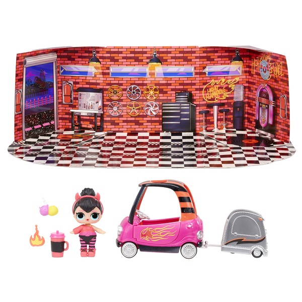 LOL Surprise Furniture B.B. Auto Shop with Spice Doll and 10+ Surprises, Doll Car Set, Accessories,11.3 Ounces