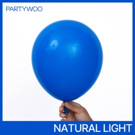 PartyWoo Royal Blue Balloons 140pcs Different Sizes Pack of 18 12 10 5 Inch Dark Blue Balloon Arch Kit for Baby Shower Gender Reveal Graduation Under The Sea Birthday Party Decorations Blue-Y5