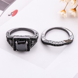 CUSIOALQQ Fashion Couple Black Stone Rings Cushion Cut 4ct Zircon Diamonds Stone Engagement Wedding Band Rings for Women Men Dark Gothic Punk Pop Jewelry Gifts Faux Dainty Unique Rings L 1/2