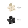 VingTAINE H7801-BK- Hair Claw Black and White Flower Hair Clip,