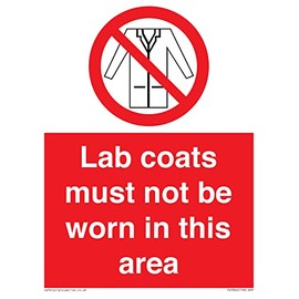 Lab coats must not be worn in this area; sign - 150 x 200 mm - A5P