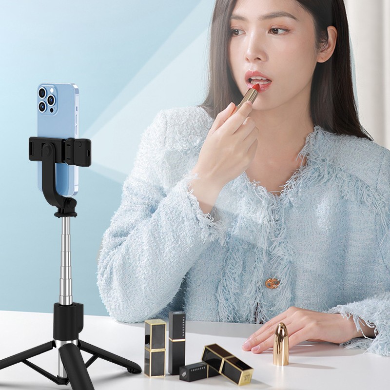 BT Selfie Stick with Fill Light 1.7M Extendable Portable Tripod