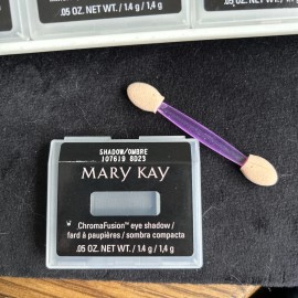 Mary Kay 107619 ChromaFusion  Shadow with applicator