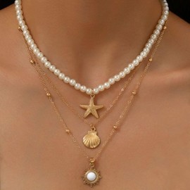 HUASAI Seashell Necklace Beach Jewelry for Women Starfish Shell Necklace Layered Boho Dainty Gold Necklaces Summer Jewelry Stuff Beach Accessories Country Concert Outfits for Women