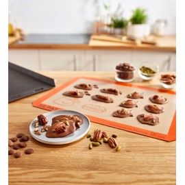 Silpat Silpat? #1 Original Non-Stick Baking Mat Handcrafted in France Since 1965 - Trusted by World-Class Chefs - Certified Food Safe Silpat? Technology (Thanksgiving Half-Size)