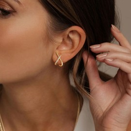 MOROTOLE Ohrstecker Gold Einfache Ohrringe Gold Stecker Hypoallergene Schmuck Geschenke Goldene Ohrringe Damen