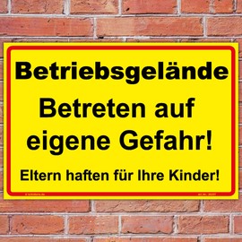 Sign "Betriebsgelände, Betreten auf eigene Gefahr!" Sign 300 x 200 mm Yellow Landscape Format Sturdy Aluminium Composite Panel 3 mm Thick Includes 4 Corner Holes