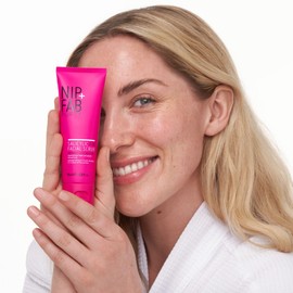 Nip + Fab Salicylic Acid Fix Scrub for Face with Vitamin E and Volcanic Rock Exfoliating Facial Cleanser Exfoliant for Pores and Oil Control, 75 ml