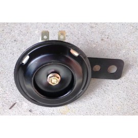 Maverick Advantage Horn Mini But Loud 12 Volt 110db for Car Metal Disc Horn w/ Metal Mounting Brkt