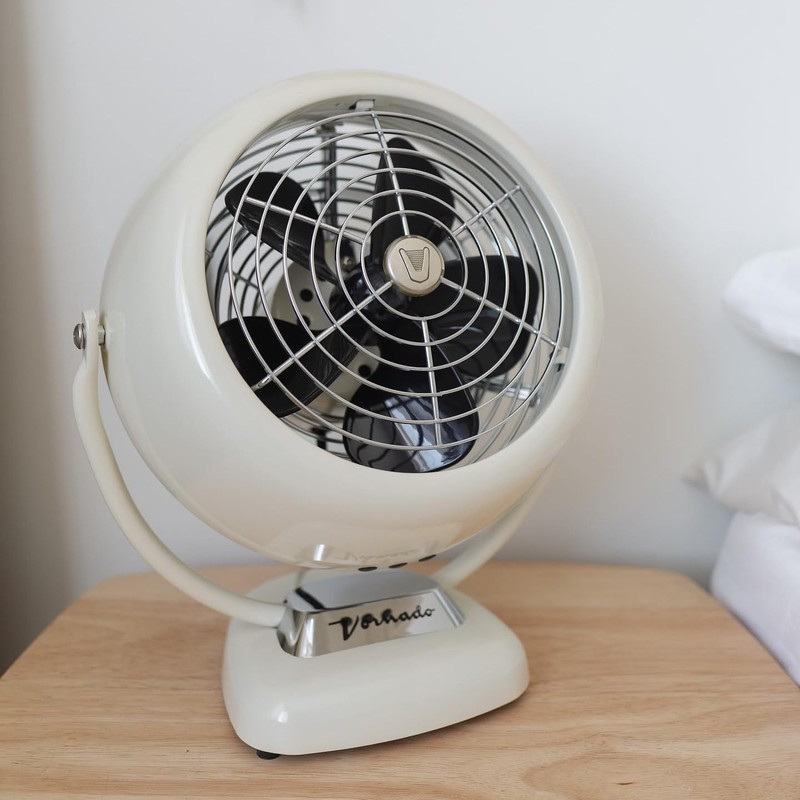 Vornado VFAN™ Vintage Fan, Retro Metal Air Circulator for Cooling