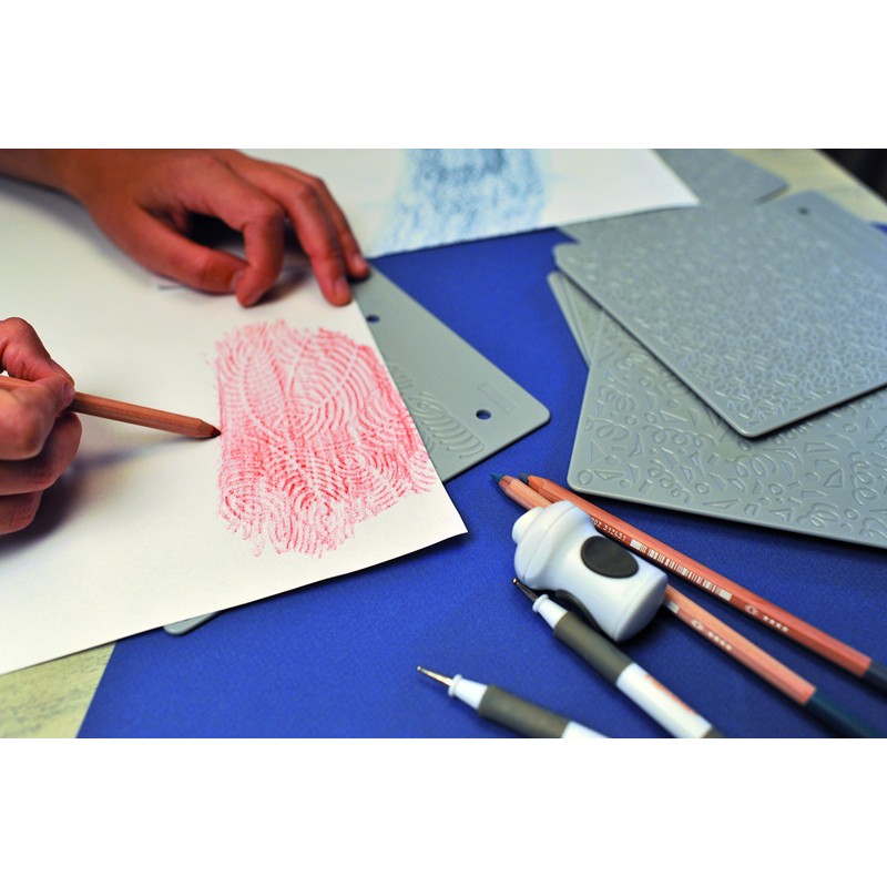 Fiskars Prägeplatten Starter-Set, Mit 6 doppelseitigen Platten und Prägestift, 1003731