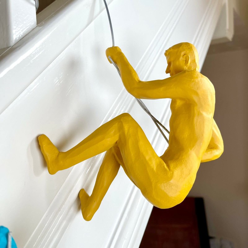 Darthome Coloured Abseiling Men Wall Decor Set Of 2 Yellow