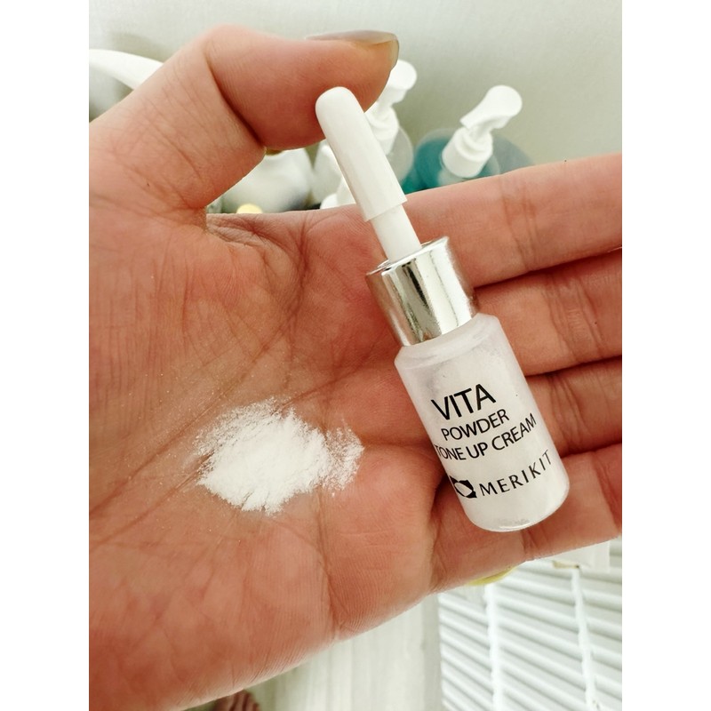 Merry Kit/ Vita Powder Tone Up Whitening Cream 2g x
