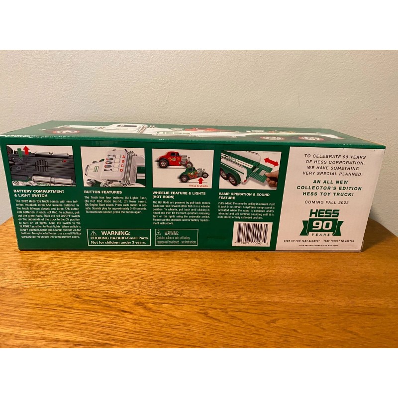 Hess 2022 Hess Flatbed Truck with Hot Rods orig. box
