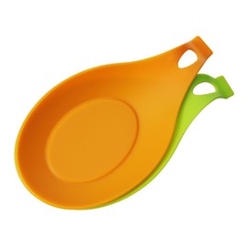 kwmobile Silicone Spoon Rest Set (2 Pieces) - Holders for Stove Top Kitchen Counter Table - Rests for Spoons and Utensils - Green/Orange